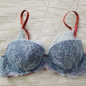 Victoria's Secret Blue Lace Lined Plunge Bra 34C